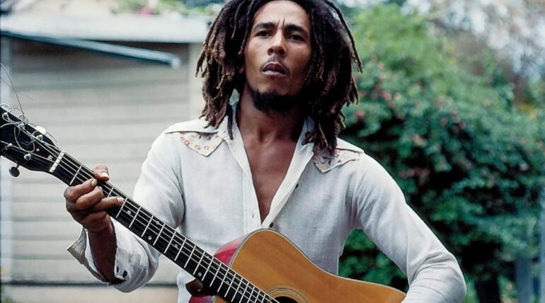 Bob Marley - Could You Be Loved 